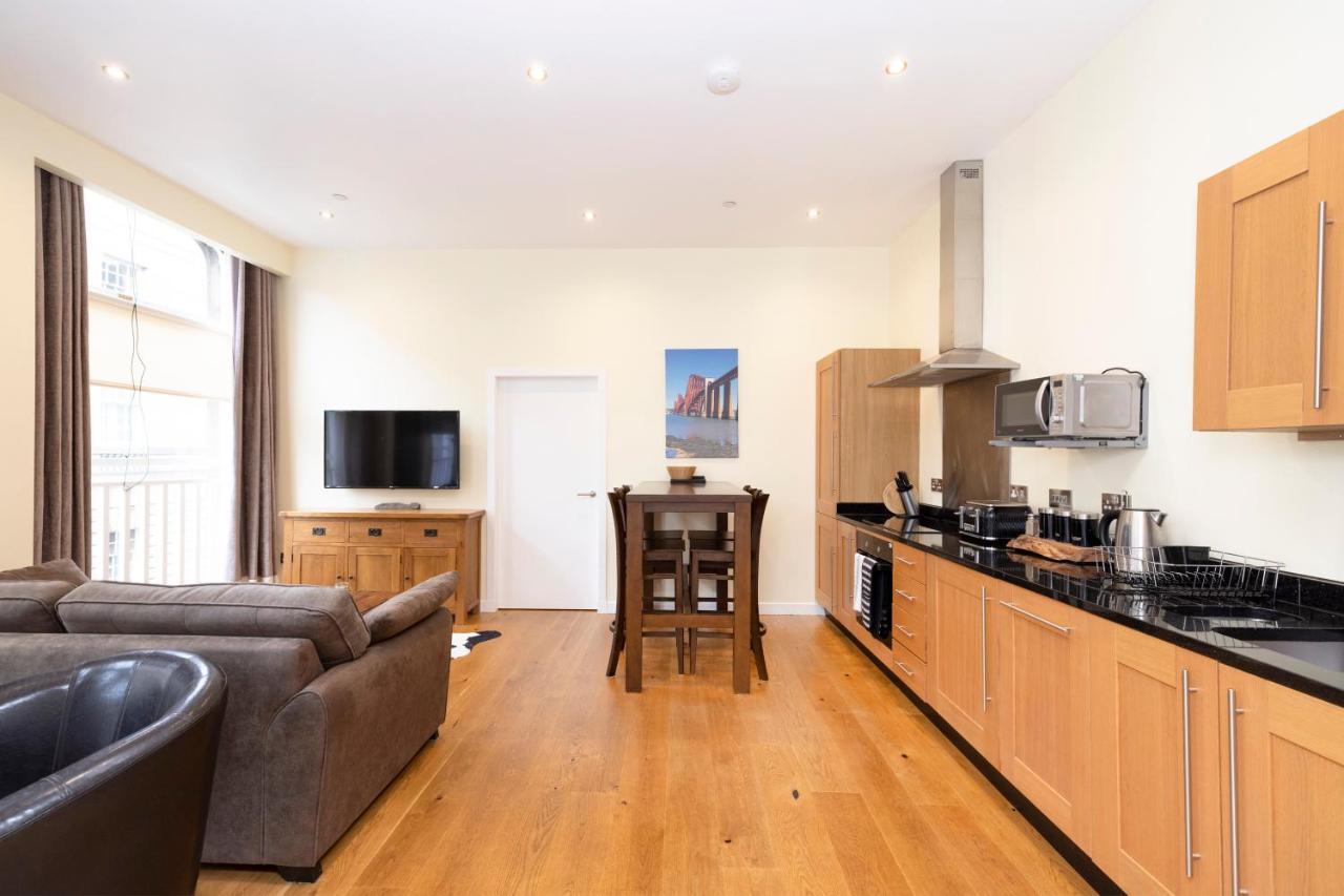 Joivy 1 Bed Flat In Old Town, Next To St Giles Cathedral Apartment EDI Exterior foto
