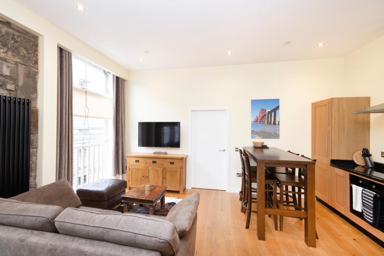 Joivy 1 Bed Flat In Old Town, Next To St Giles Cathedral Apartment EDI Exterior foto